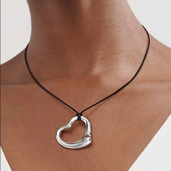 Tiffany & Co. Elsa Peretti Open Heart Pendant - Picture 8 of 8